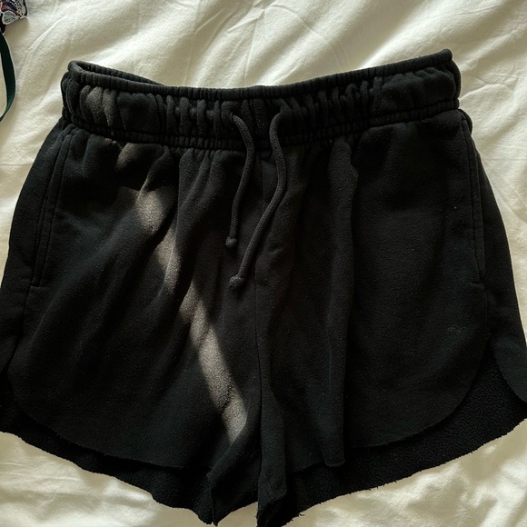 Wild Fable Black Athletic Shorts - Picture 1 of 2